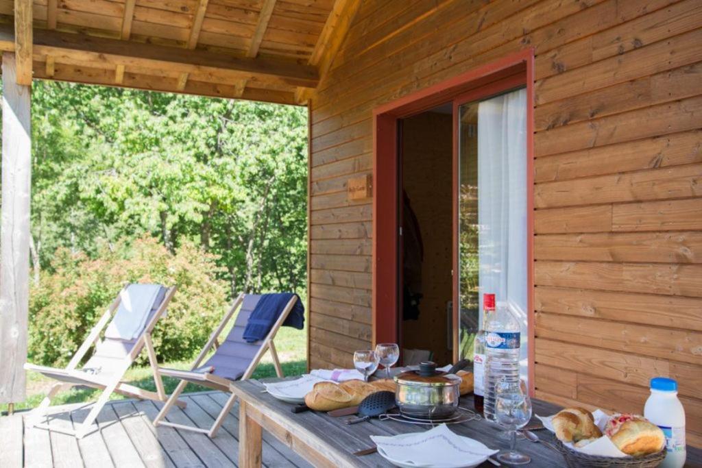 Les Chataigniers Du Lac Pourcharesse Exterior foto